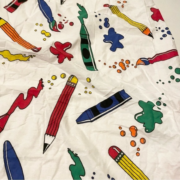 Vintage Multi Coloured Crayon and Pencil Patterned Twin Fitted Sheet - Picture 3 of 16